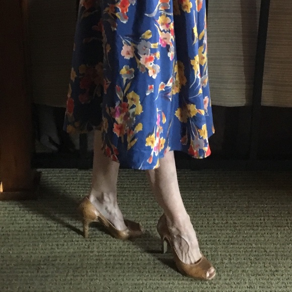 Anthropologie Edme and Esyllte midi skirt - Picture 2 of 8